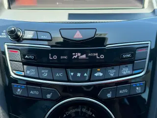 2025 Acura RDX