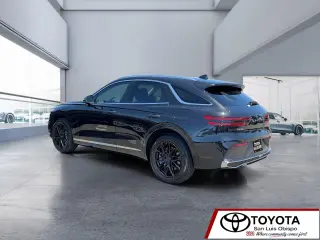 2026 Genesis GV70