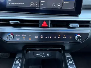 2025 Kia Sorento Hybrid