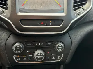 2022 Jeep Cherokee