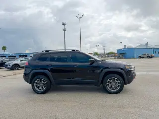 2022 Jeep Cherokee