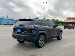 2022 Jeep Cherokee