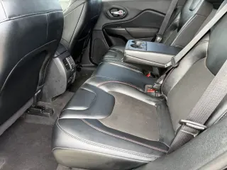 2022 Jeep Cherokee