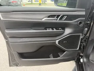 2024 Jeep Wagoneer L