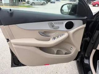 2022 Mercedes-Benz GLC