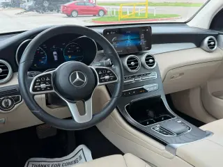 2022 Mercedes-Benz GLC