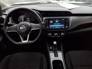 2023 Nissan Kicks