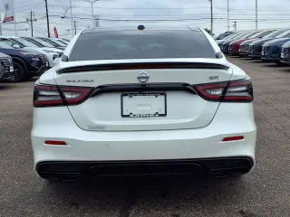 2022 Nissan Maxima