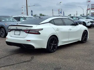 2022 Nissan Maxima