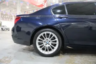 2015 BMW 750i
