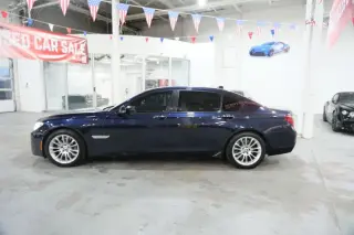 2015 BMW 750i