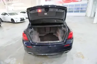 2015 BMW 750i