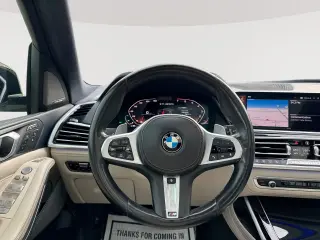 2021 BMW X7