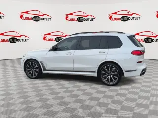 2021 BMW X7
