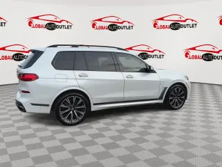 2021 BMW X7