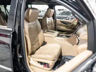 2019 CADILLAC Escalade