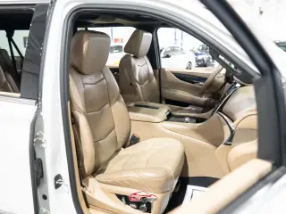 2018 CADILLAC Escalade