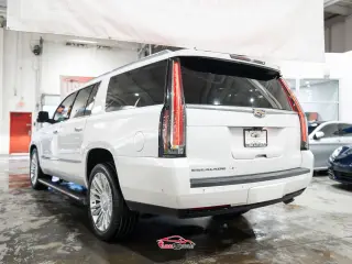 2018 CADILLAC Escalade