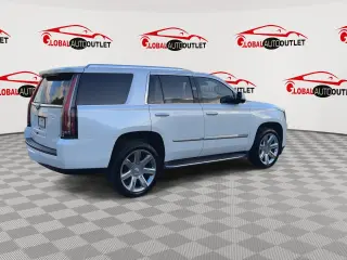 2017 CADILLAC Escalade