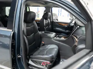 2020 CADILLAC Escalade