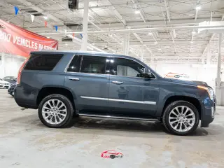 2020 CADILLAC Escalade
