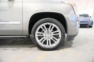 2019 CADILLAC Escalade