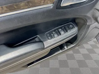 2015 Chrysler 300C