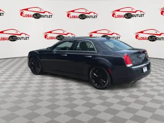2015 Chrysler 300C