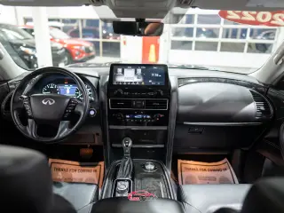 2022 INFINITI QX80