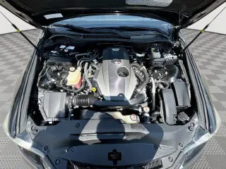 2018 LEXUS IS 300