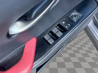 2019 LEXUS UX 200
