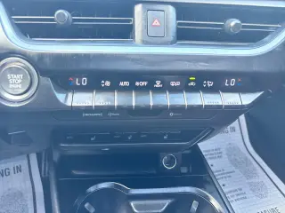 2019 LEXUS UX 200