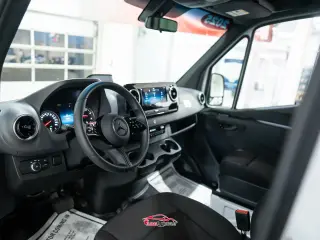 2025 Mercedes-Benz Sprinter