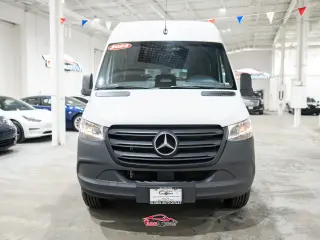 2025 Mercedes-Benz Sprinter