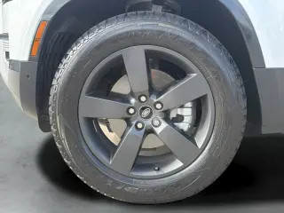 2022 Land Rover Defender