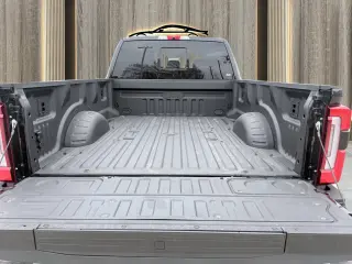 2025 Ford F-450