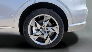 2023 Genesis Electrified GV70