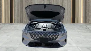 2023 Genesis Electrified GV70