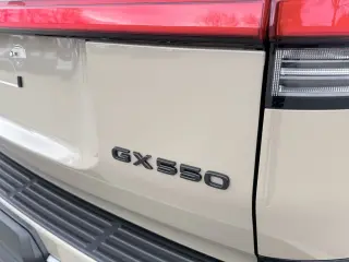 2025 LEXUS GX 550