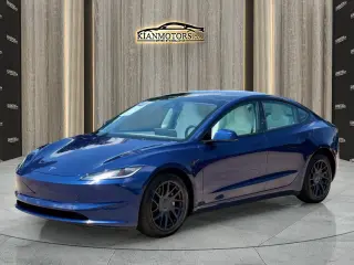 2025 Tesla Model 3