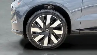 2025 Volvo EX90