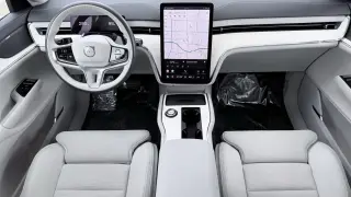 2025 Volvo EX90