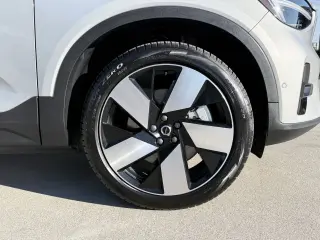 2024 Volvo XC40 Recharge Pure Electric