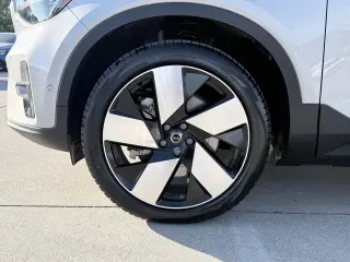 2024 Volvo XC40 Recharge Pure Electric
