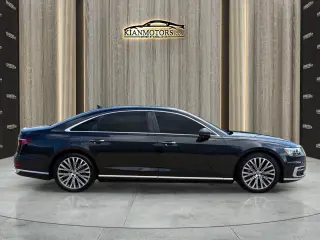 2020 Audi A8