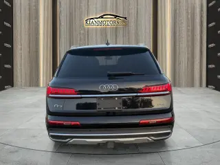2021 Audi Q7