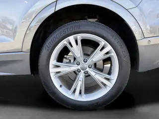 2019 Audi Q8