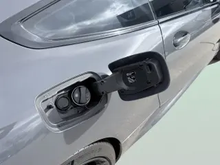 2020 BMW M8
