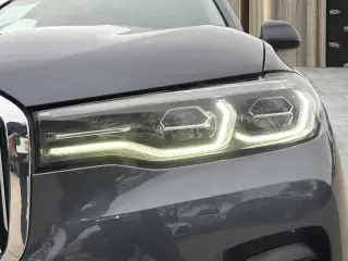 2020 BMW X7