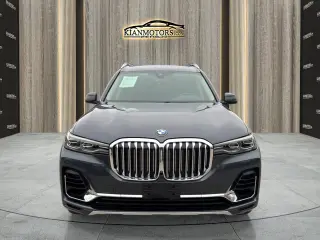2020 BMW X7